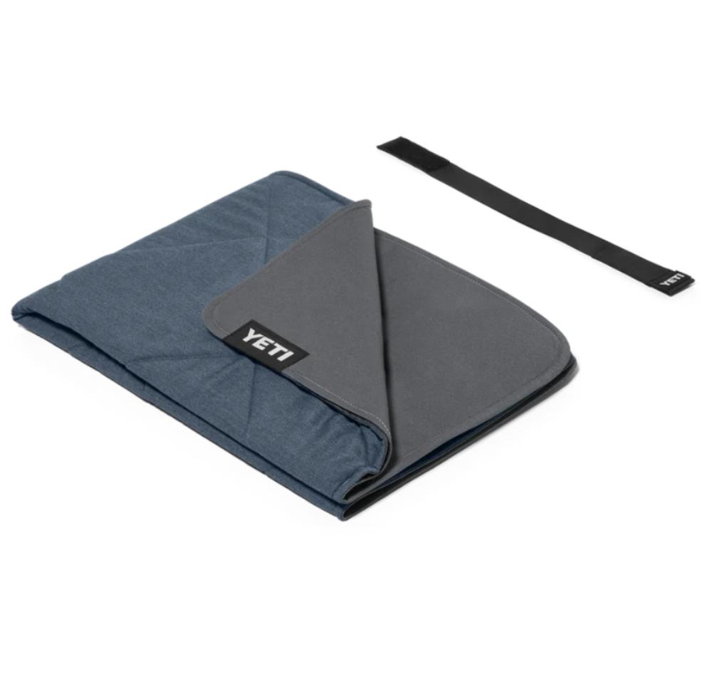 Yeti Lowlands Small Blanket Navy
