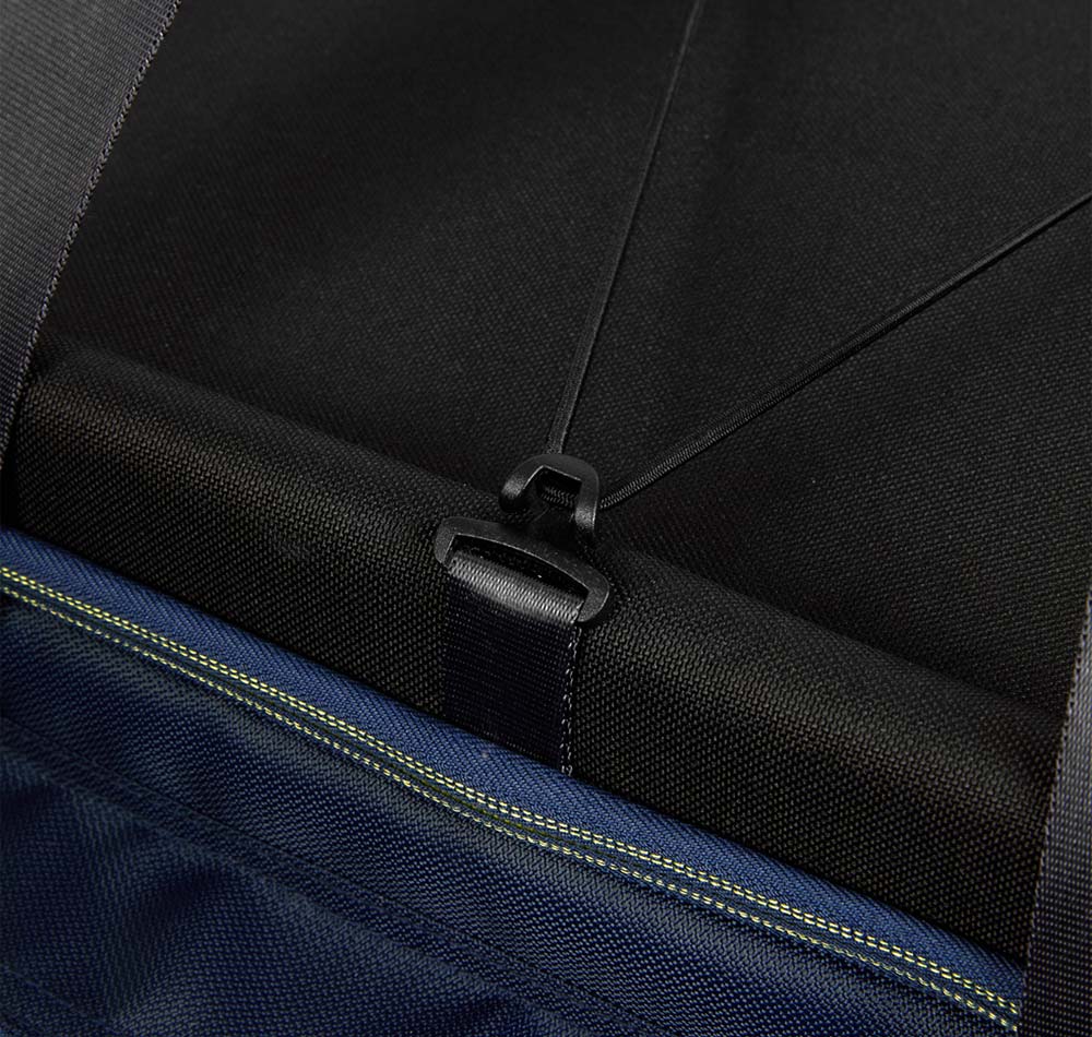 Shimano Tackle Bag XL Hard top